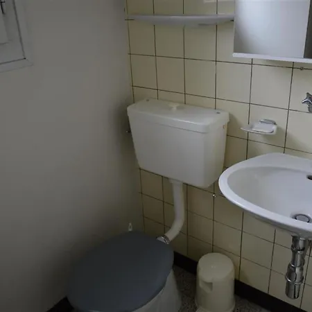 Appartamento Oberland Nr- 29 Appartement-fewo- Dusche Oder Bad- Wc 6-bettwohnung By Interhome *